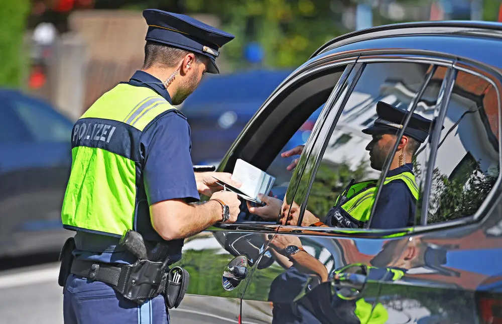 Mehr zum Thema Harte Debatte über "Sicherheitspaket" der Ampel