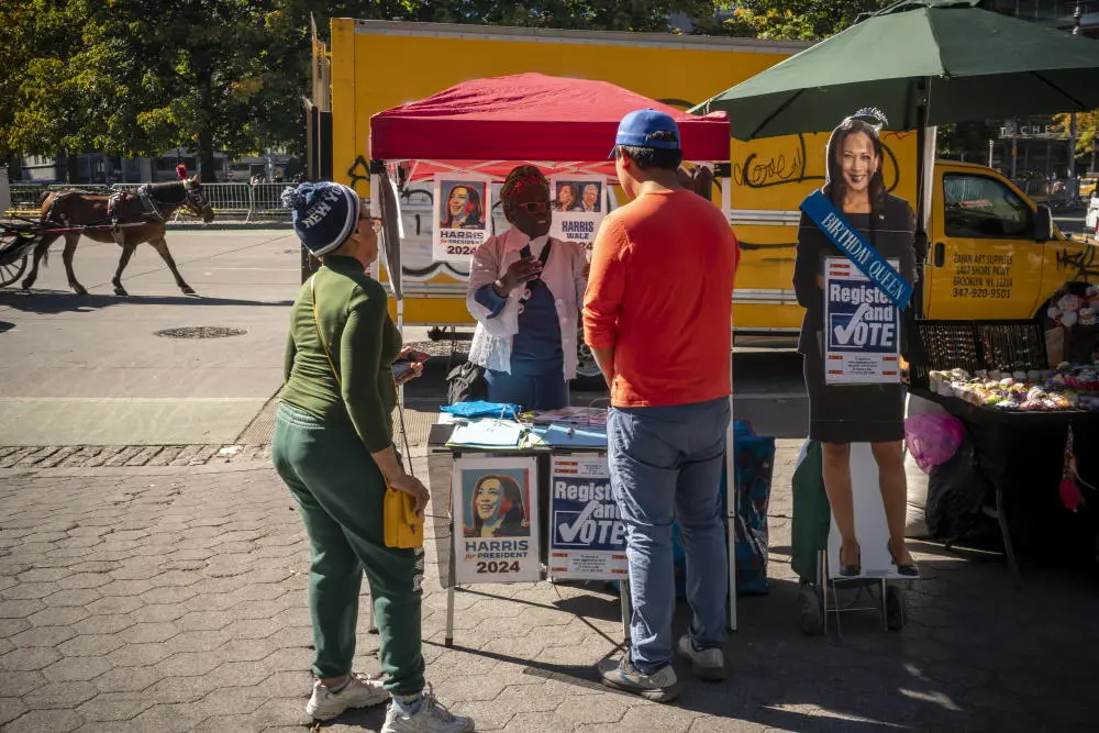 Freiwillige betreiben Wahlkampf für Kamala Harris in New York