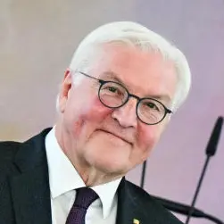 Steinmeier mit 