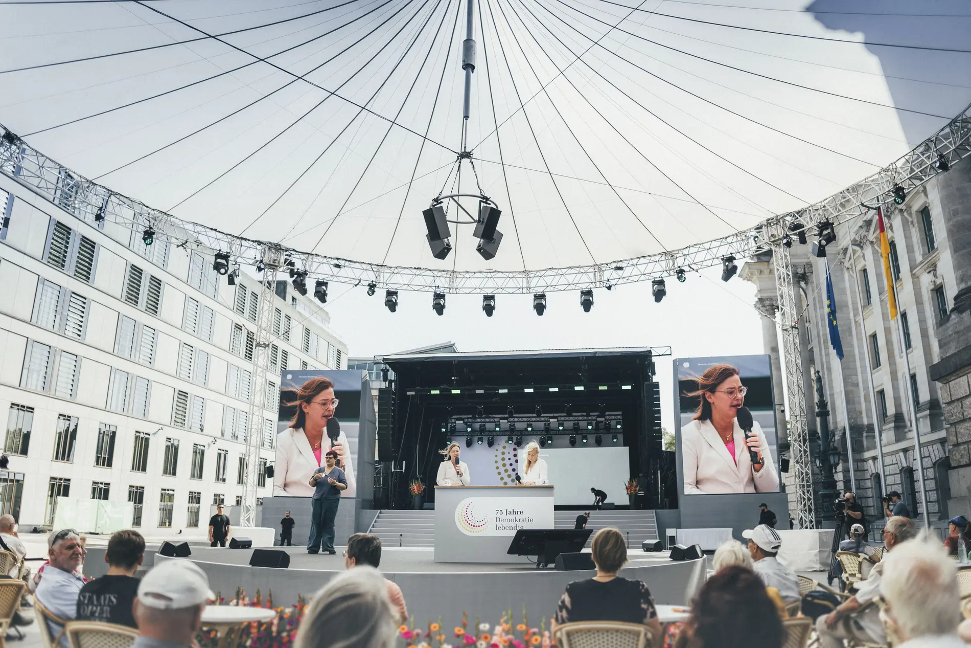 Eröffnung des Bürgerfestes durch Yvonne Magwas 