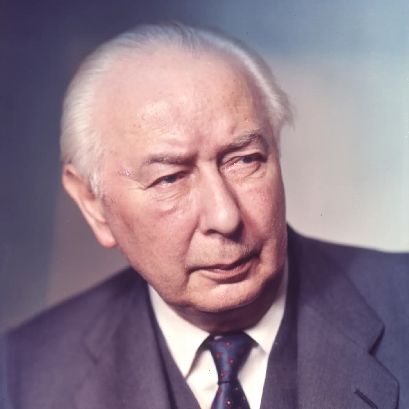 Bundespräsident Theodor Heuss im Porträt