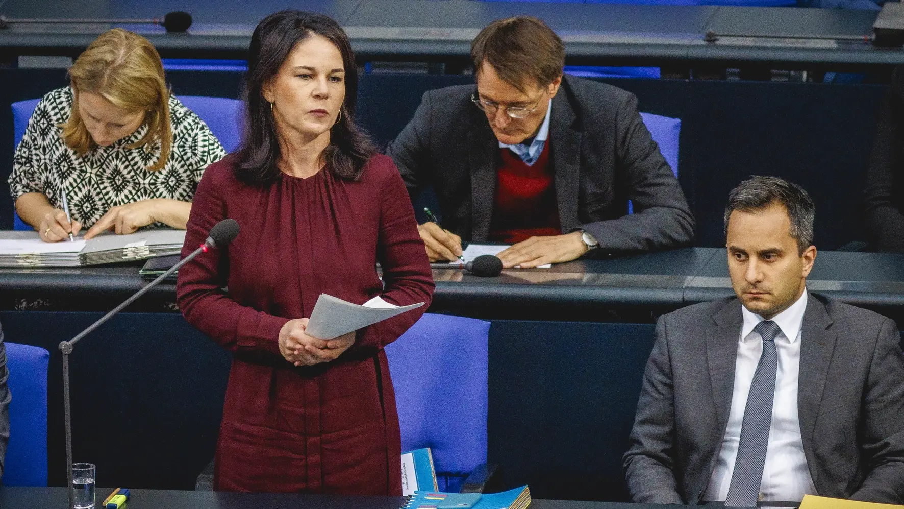 Bundesaußenministerin Annalena Baerbock im Bundestag