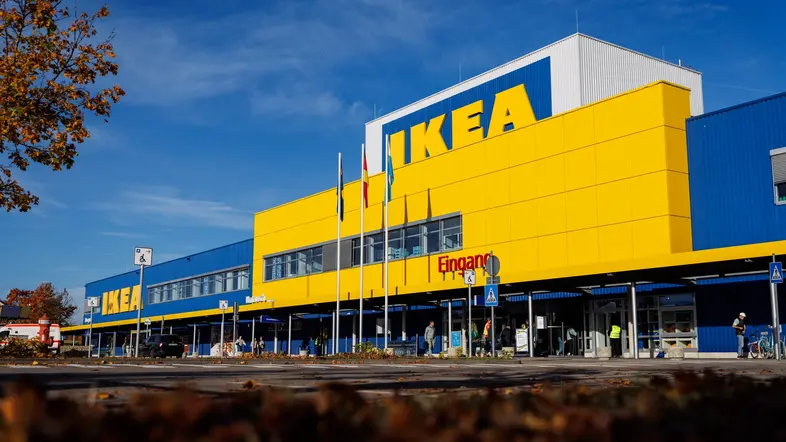 Ein IKEA-Möbelhaus von außen