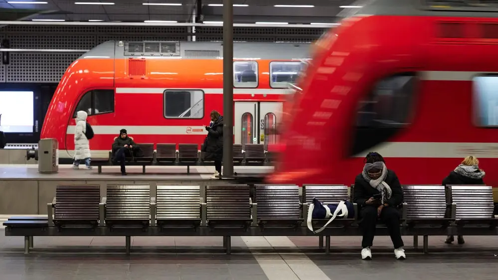 SPD, Grüne und Union sichern das Deutschlandticket